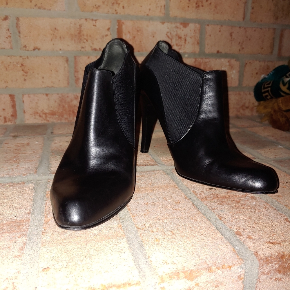 Nine West black slip on ankle boots